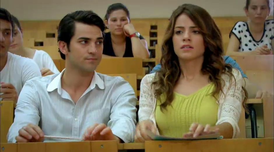 Zeynep, Kerem ile tanıştı!