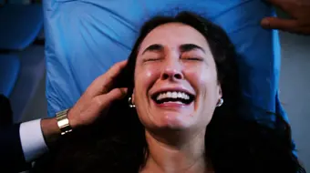 Handan Bebeğini Düşürecek mi?