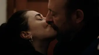 Handan ve Kenan, Özlem'e Yakalanıyor mu?