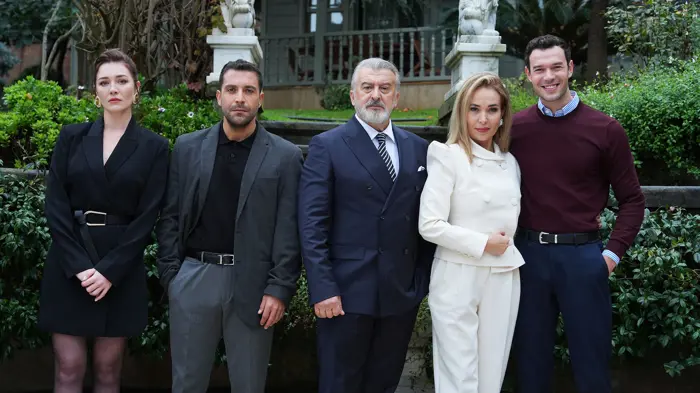 Sevdiğim Sensin’de   “Aldur Ailesi” Çok Konuşulacak!