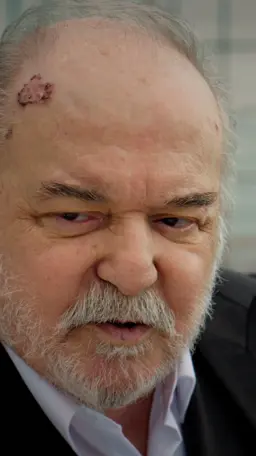 Kaçmak Korkakların İşi!