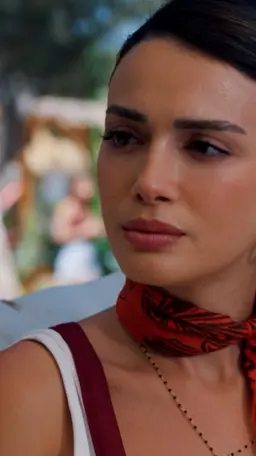 Aşık Değilmiş Gibi mi Davranacaksın?